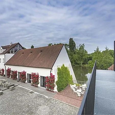 Yard Hotel 4*