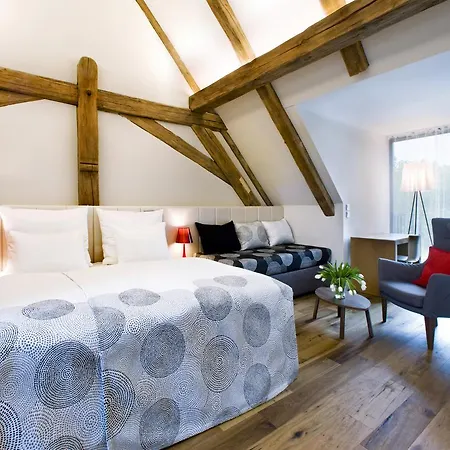 Ξενοδοχείο Yard